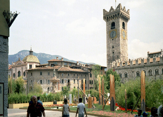 26.5.2003 - Trento, Piazza Duomo