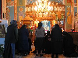 1. Juni, Nonnenkloster Dombrova
